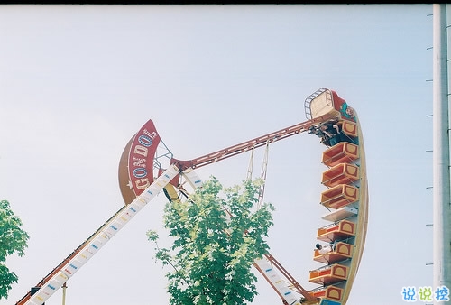 經(jīng)典正能量朋友圈說說帶圖片 2018別人必評的經(jīng)典說說配圖8