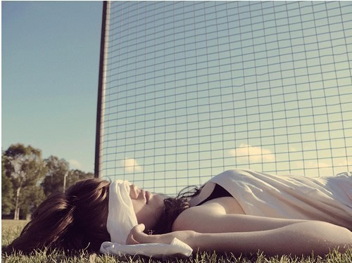 提到愛情有時會心痛心碎的傷感說說帶圖片6