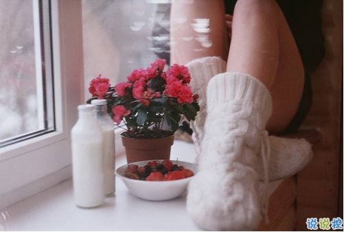 獨一無二微信個性說說帶圖片 路那么長少一些人也無妨14