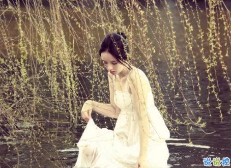 經(jīng)典有道理的說說帶圖片：我讀過很多書，但后來大部分都被我忘記了12