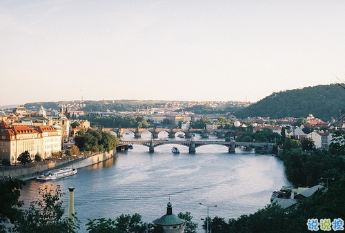 可以發(fā)朋友圈的早安勵(lì)志心語大全2018 很經(jīng)典的勵(lì)志說說帶圖片5