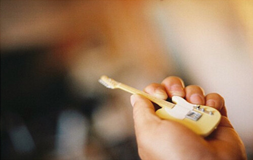 你們當(dāng)年是因?yàn)槭裁炊x擇的如今的大學(xué)呢？2