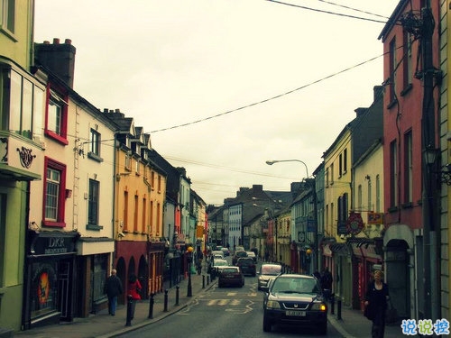 關(guān)于現(xiàn)實的人生感悟帶圖片 27條值得收藏和學(xué)習(xí)的經(jīng)典說說大全9