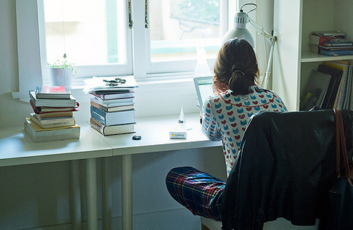 美到讓人窒息的超唯美說(shuō)說(shuō)帶圖片 我總是躲在夢(mèng)與季節(jié)的深處5