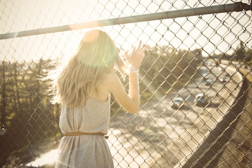 適合女生發(fā)說(shuō)說(shuō)的霸氣超拽個(gè)性說(shuō)說(shuō)帶圖片10