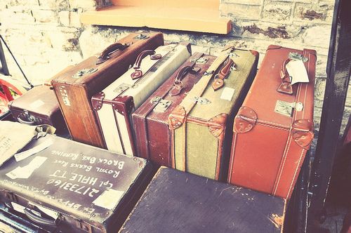 關于現實生活人生的哲理說說帶圖片 一個人活著應該永遠要把目光投向遠方2