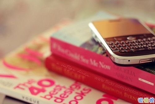 對(duì)于感情我認(rèn)輸?shù)恼f說帶圖片 心碎難過說說感到撕心裂肺14