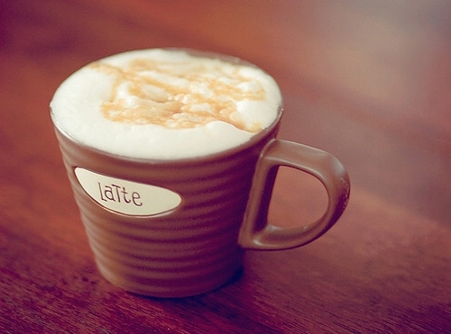 關(guān)于生活人生的超勵(lì)志圖片說說 幸福就是放大快樂幸運(yùn)就是熬過不幸2