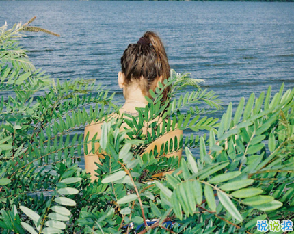 對愛情徹底失望的傷感說說帶圖片 一個(gè)人感到十分心累的傷感說說13