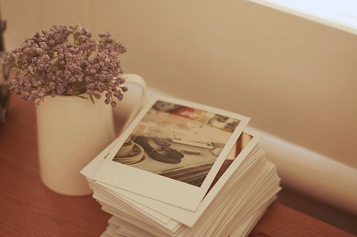 關(guān)于愛情的簡單有哲理的句子帶圖片 不要貪心找到那個(gè)對的人就第一時(shí)間決定吧3