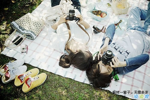 讓人撕心裂肺的唯美說(shuō)說(shuō)配圖 愛(ài)令人窒息的句子大全帶圖片7