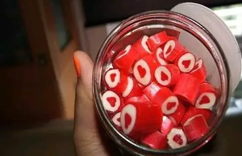 2018經(jīng)典語錄愛情傷感長的 與愛情有關(guān)的傷感經(jīng)典語錄痛到心碎1