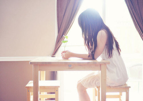 悄無聲息的默默暗戀一個人的傷感心情說說帶圖片9