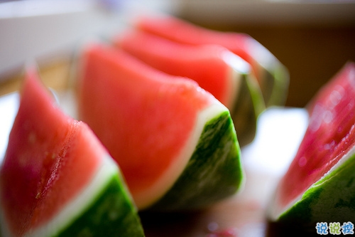 簡單一句話心情說說發(fā)朋友圈 愛你恨你結(jié)局就在那里2