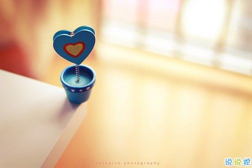 女生發(fā)朋友圈可愛搞怪的句子帶圖片 最新微信搞笑說說大全4