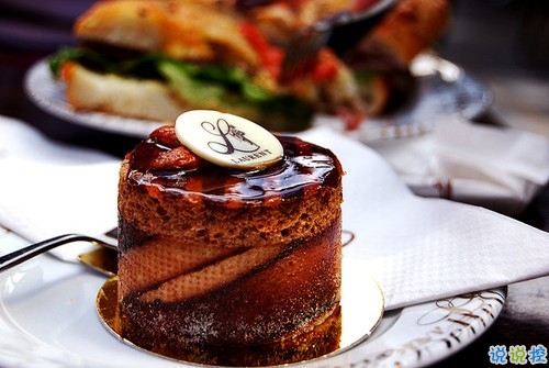 男生成熟傷感說說大全帶圖片 一句話述說愛情真理的說說配圖7