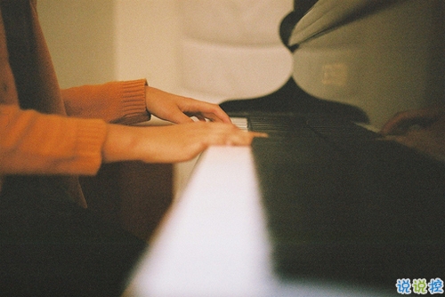 觸動心靈經(jīng)典一句話說說帶圖片 字字觸動心靈的唯美文藝說說14