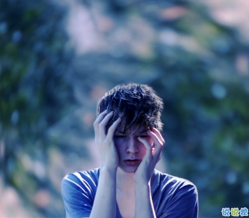 說給暗戀的你聽的傷感女生圖片說說 白晝隱沒了星光5