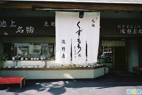 很成熟很現(xiàn)實的一段心情說說 表達心情失落心情不好的心情說說1