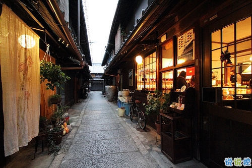 一個(gè)人無(wú)聊的碎碎念心情說(shuō)說(shuō) 不知道發(fā)什么時(shí)發(fā)的文藝說(shuō)說(shuō)1