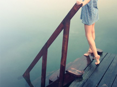 為了愛(ài)情受傷的說(shuō)說(shuō)心痛不已 愛(ài)情不適合我說(shuō)說(shuō)與其無(wú)關(guān)