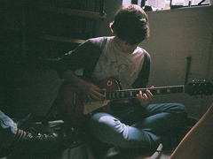 關(guān)于成長和青春的個(gè)性說說 很成熟很現(xiàn)實(shí)的個(gè)性說說