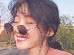 有自信的超拽說說00后：長話短說希望你喜歡我