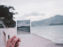 一個(gè)人的愛(ài)情是傷感憂傷的愛(ài)情說(shuō)說(shuō) 極其虐心的愛(ài)情說(shuō)說(shuō)