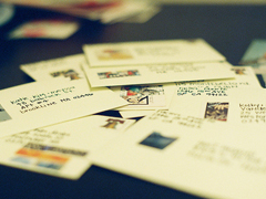 關(guān)于愛一個(gè)人的傷感愛情說說 其實(shí)我早就過慣了流浪并不需要一個(gè)家