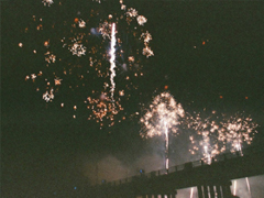 回憶很傷人的心情說說莫名想哭 心情不好情緒低落的說說