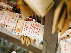 喜歡一個(gè)人的心酸愛(ài)情說(shuō)說(shuō) 只不過(guò)是因?yàn)橄矚g你才感到難過(guò)的愛(ài)情說(shuō)說(shuō)