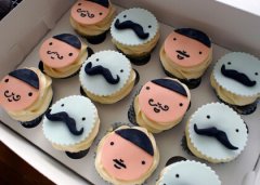 搞笑扣扣說(shuō)說(shuō)：上課睡覺(jué)覺(jué)，下課打鬧鬧，考試死翹翹