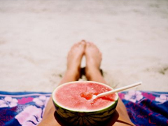 戀愛中的唯美心情說說帶圖片 遇到對的人感到幸福的說說