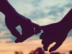 女生超拽霸氣說說配圖大全 現(xiàn)在最火的心酸短句帶圖片