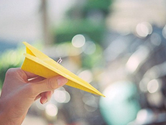 一行行打動我們內(nèi)心的超唯美的現(xiàn)代詩和圖片精選