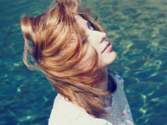 唯美簡(jiǎn)單的治愈系說(shuō)說(shuō)帶圖片 山月孤寂只是未見(jiàn)我