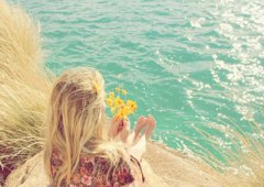 小清新說說圖片大全：最美的不是下雨天，是曾與你躲過雨的屋檐