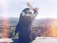 那些一瞬間擊中你內(nèi)心深處的唯美歌詞