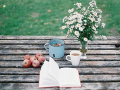 簡(jiǎn)單唯美的一句話圖片說(shuō)說(shuō)有道理的那種 生活需要一點(diǎn)詩(shī)意