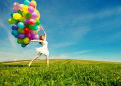 經(jīng)典說說圖片：陪你開槍的有很多， 替你擋子彈的卻很少