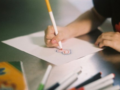 超甜蜜的戀愛中的小情侶適合發(fā)的愛情說說帶圖片 寫盡千山落筆是你