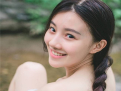 想哭又傷感的帶圖片說說2018 帶著心痛的的說說心涼