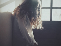 痛到快不能呼吸的傷感說說帶圖片 感到心情低落時(shí)發(fā)的說說