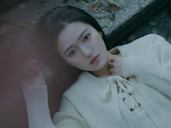 有些傷感的關(guān)于人生和成長的說說帶圖片 生活的本質(zhì)就是離別