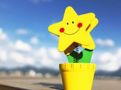 超拽個性說說帶圖片：一個人忙起來的樣子真酷，滿臉的關(guān)我屁事