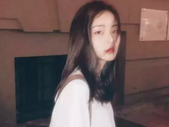 一些觸動(dòng)心靈的英文短句女生版 愿你有前進(jìn)一寸的勇氣