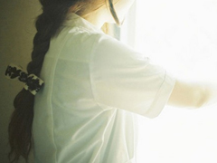 讓對(duì)方看到心碎的傷感句子發(fā)朋友圈 痛到撕心裂肺的傷感句子大全