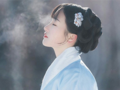 傷感詩意古風(fēng)句子關(guān)于愛情 唯美到心碎的古風(fēng)句子值得點(diǎn)贊