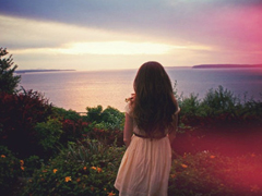 感到心很累很煩躁的愛情句子 愛情中的孤獨(dú)委屈句子