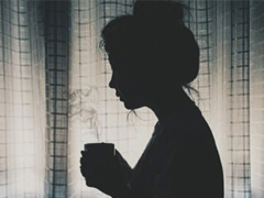 無敵想念某人的傷感說說 朋友圈想你到徹夜難眠的說說